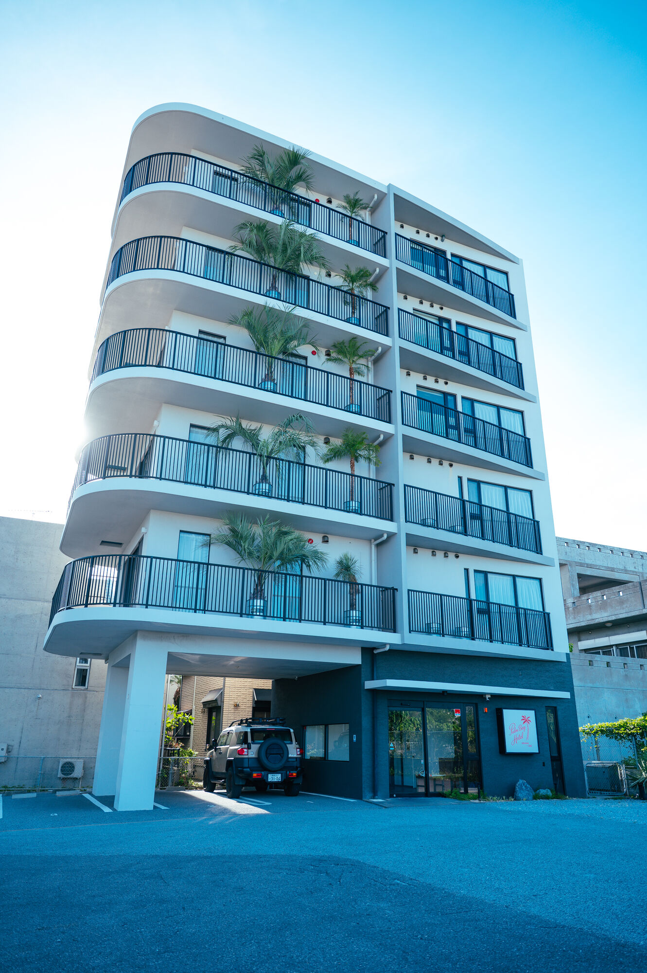 Palm Bay Hotel Araha 外観