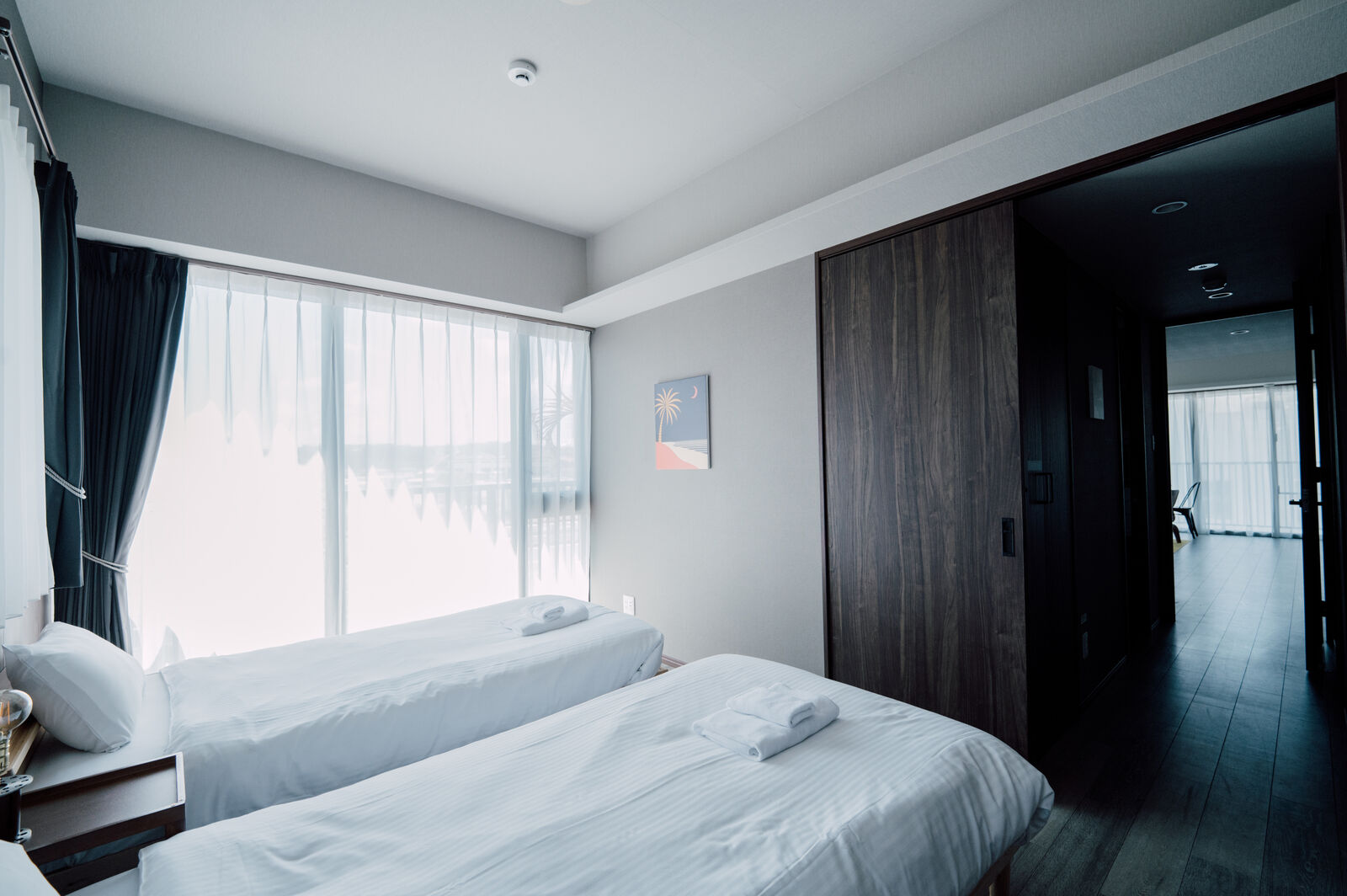 Araha ROOM 2F 寝室と廊下